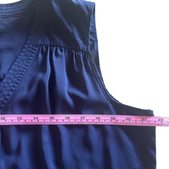 Spence Navy Blue Sleeveless Button-Down Blouse Minimalist Style Vintage Size L - Picture 6 of 7